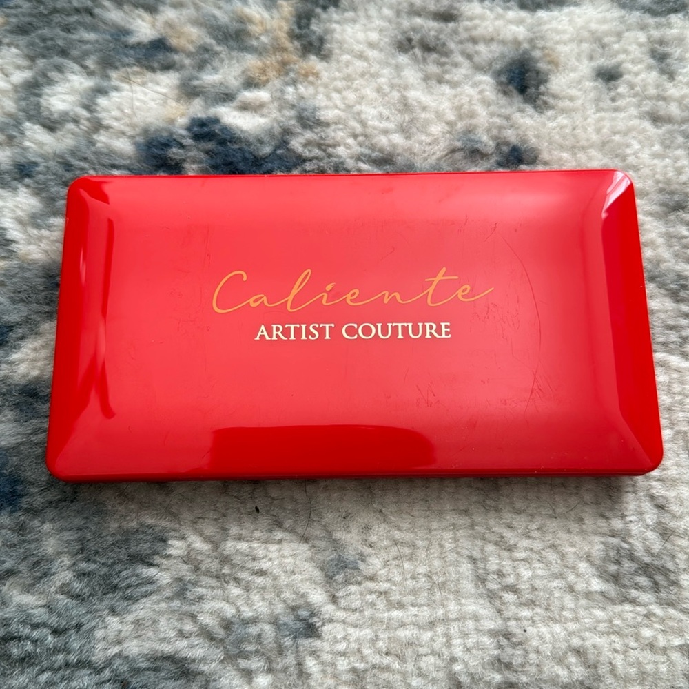 Artist Couture Caliente Pallette